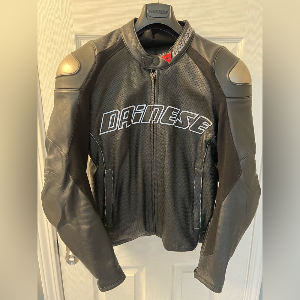 Dainese Santa Monica Motorcycle Jacket Black Men’s EU 48 Excellent condition.